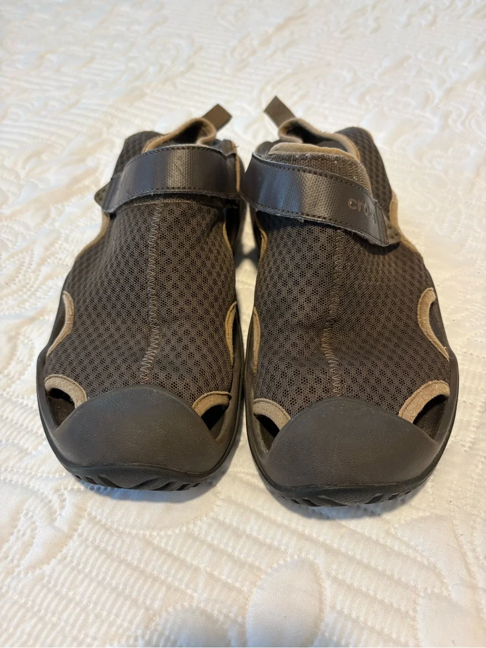 Crocs Swiftwater Mesh Men's Size 10 Water Shoes Sandals Sport Outdoor Dark Brown